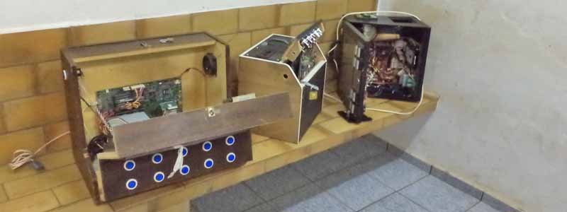 Dono de bar é detido por envolvimento com jogos de azar