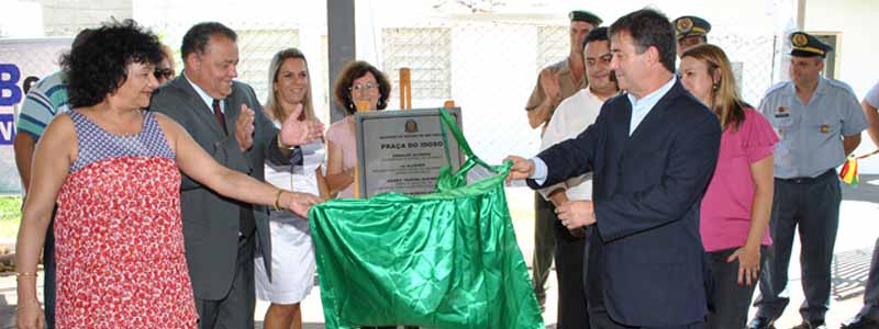 Paraguaçu tem Escola da Moda e Praça do Idoso