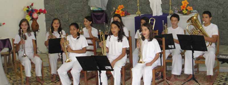 Grupo de Sopros do Ponto de Cultura encanta aos paraguaçuenses com apresentações de Páscoa