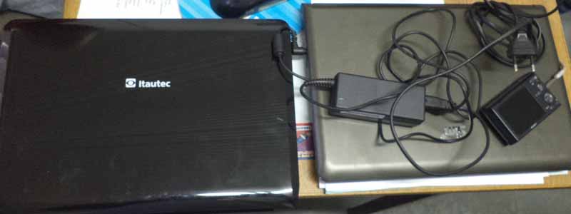 Menores são apreendidos com notebooks e câmera digital furtados