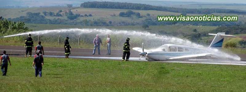 Piloto de monomotor sai de Assis e faz pouso forçado em Marília após pane elétrica