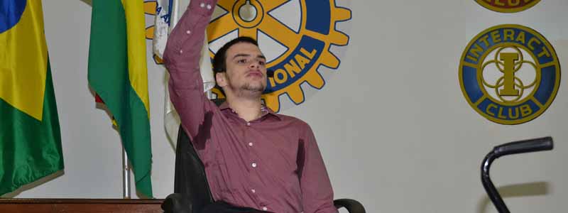 Palestra de Lucas Dantas emociona presentes