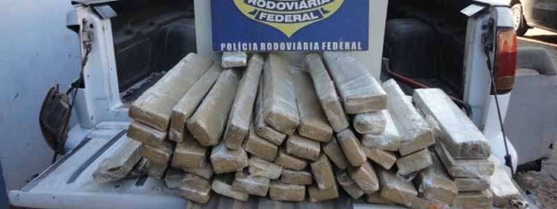 Paraguaçuense é preso com cerca de 130 kg de maconha escondida em veículo