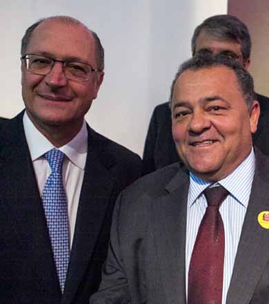 Prefeito Ediney assina e Paraguaçu terá mais uma cheche-escola do Governo Alckmin