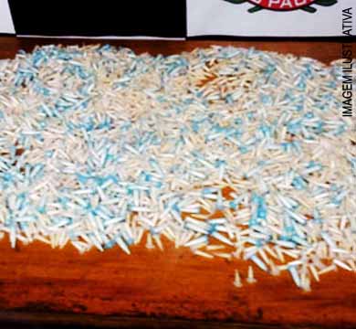 PM apreende mais de 4 mil pinos de cocaína em terreno de Assis