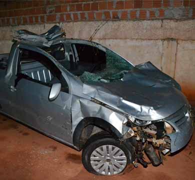 Cavalo na pista quase tira a vida de motorista em Paraguaçu Paulista