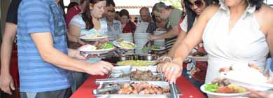Sindicato homenageia bancários com almoço