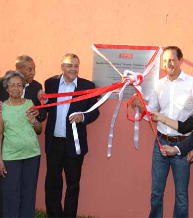 Prefeito Ediney e Paulo Skaff inauguram a quadra “Orlando Theorodo da Silva”