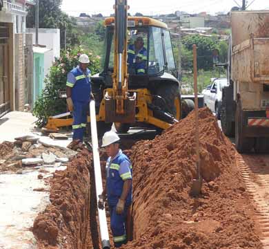 Sabesp realiza obra que beneficia 2.100 pessoas em Assis