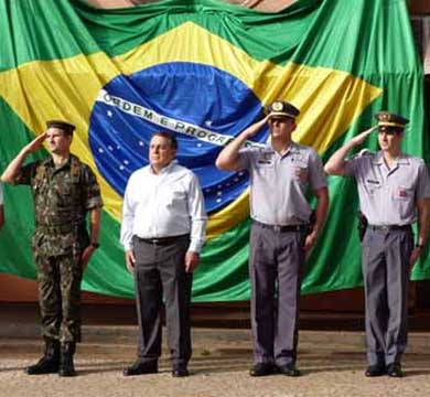Cerimonial Cívico e Desfile abrem as comemorações da Semana da Pátria em Paraguaçu