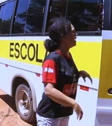 Falta d’água faz crianças de bairro rural faltarem às aulas em Assis