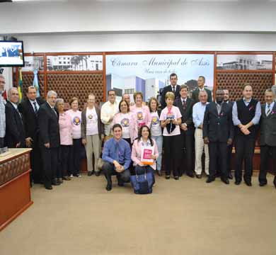 Vereadores aprovam projetos e fazem homenagem a Associação do Câncer