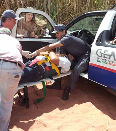 Motorista desmaia, sai da pista e vai parar em canavial
