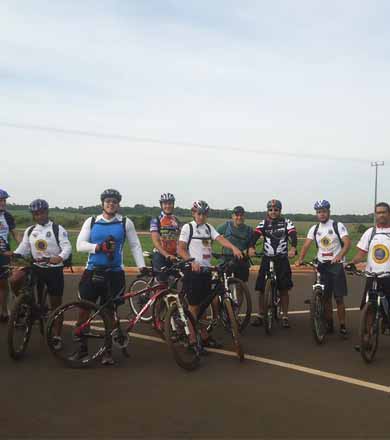 Competidores se preparam para percorrer 73 km na Prova de Resistência neste domingo