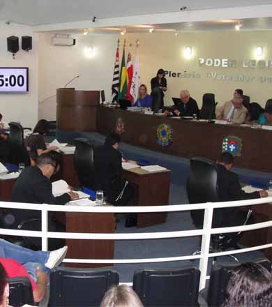 Câmara aprova projeto que estima a receita e fixa a despesa do município
