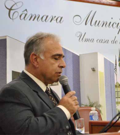 Vereador Valmir Dionízio quer mais informações sobre tratamento de Hemodiálise em Assis
