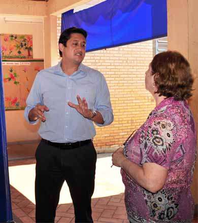 Ricardo Pinheiro e Dra. Lenilda visitam Escolas municipais e garantem apoio aos professores