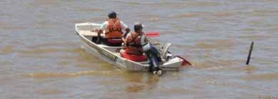 Bombeiros fazem buscas por homem desaparecido em lagoa próximo a Ourinhos