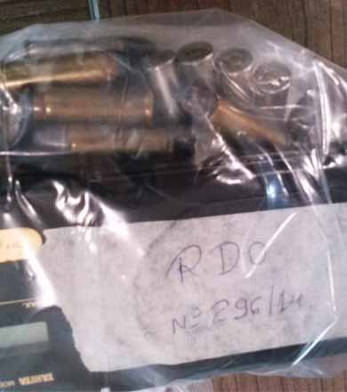 Adolescente de 14 anos é apreendido com munições e porções de maconha