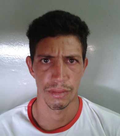 Homem vai parar na cadeia após furtar relógio de pedreiro