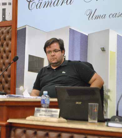 Professor Thiago tem boas notícias para quem viaja para estudar em outros municípios