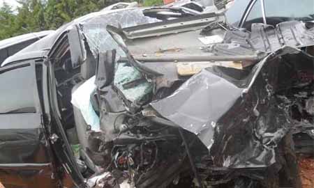 Idoso morre e bebê sofre parada cardíaca em acidente na rodovia em Iacri