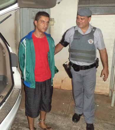 Cabeleireiro é preso por tráfico de drogas na Barra Funda