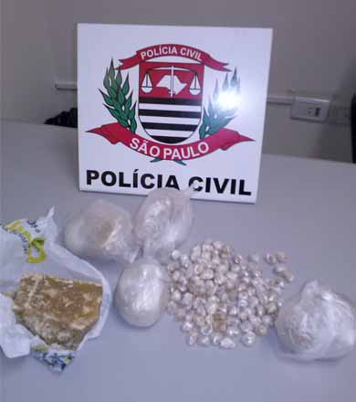 Polícia Civil leva jovem para a cadeia e apreende grande quantidade de drogas em Assis
