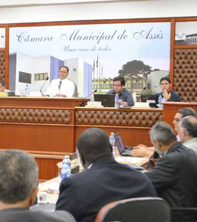 Câmara define pauta para sessão desta segunda, dia 14