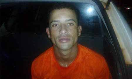 Homem é preso após ser flagrado vendendo cocaína em frente ao cemitério