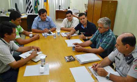 Reunião define estratégias de segurança para o Maracaí Rodeio Show