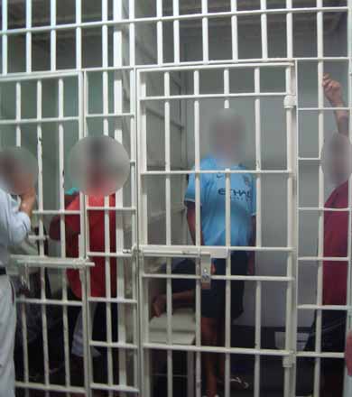 Polícia detém 10 pessoas por associação ao tráfico de entorpecentes