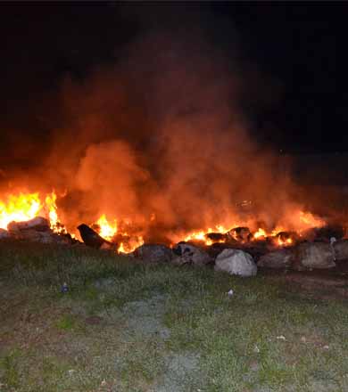 Incêndio atinge depósito de material para reciclagem na Barra Funda