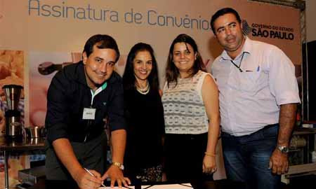 Fundo Social de Solidariedade assina 03 novos convênios de cursos profissionalizantes para Maracaí
