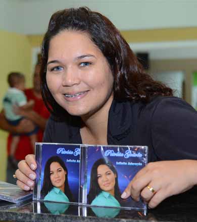 Patrícia Gouvêa fala sobre as batalhas da sua vida e da persistência em Deus