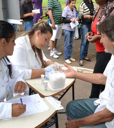 Feira da Saúde realizou centenas de exames e testes no Dia do Trabalhador em Paraguaçu