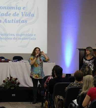 Educação de Assis participa de IX Curso de Formação de Gestores e Educadores - MEC