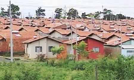 Justiça manda construtora reformar casa do ‘Minha Casa, Minha Vida’ em Assis