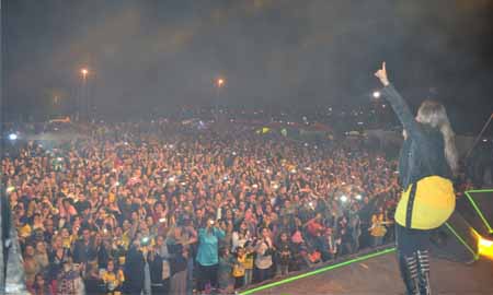 2ª Marcha para Jesus de Maracaí reúne mais de 5 mil pessoas com show da cantora Bruna Karla