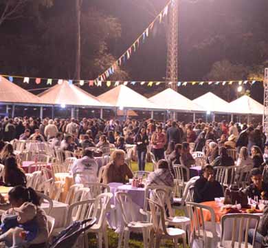 Festa Junina do Sindicato reúne milhares de comerciários