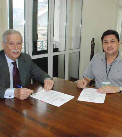 Prefeito assina convênio para a manutenção da Estrada Rural do Cervinho
