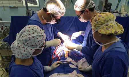 Com suporte de UTI Infantil, cardiologia da Santa Casa de Marília opera criança de sete anos