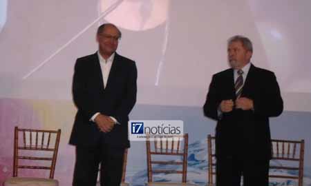 Ex-presidente Lula e governador Geraldo Alckmin participam de inauguração de fábrica em Palmital