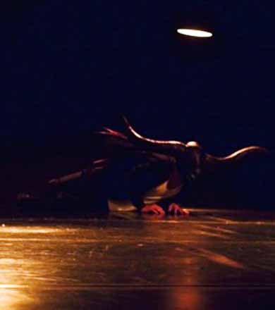 Festival de Teatro de Paraguaçu termina neste sábado com apresentação do espetáculo “Black Out”