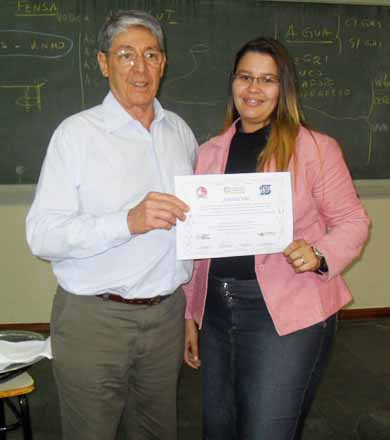 Associação Comercial promove capacitação de garçons de empresas paraguaçuenses