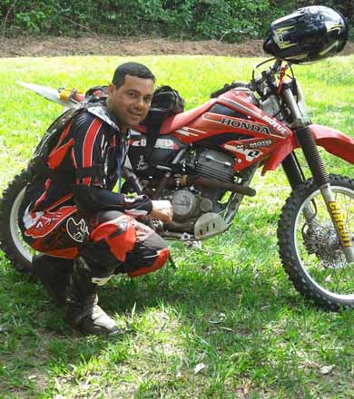 Locutor  é levado à UTI após acidente com moto e passa bem