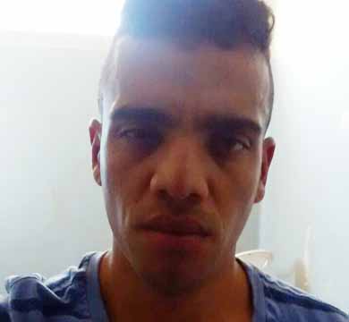 Homem acusado de estuprar adolescente é preso usando a calcinha da vítima em Maracaí