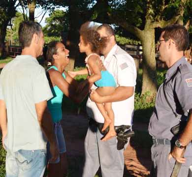 Criança sai de casa, se perde em mata e é encontrada após cerca de 5 km do local em Paraguaçu