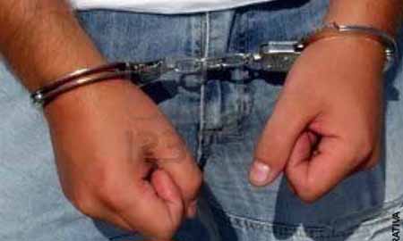 Ranchariense encontra ladrão dentro do seu carro e entra em luta corporal para evitar furto