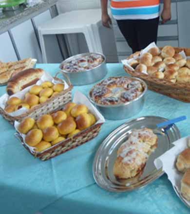 Padaria Artesanal oferece grande variedade de produtos alimentícios por encomendas e pronta entrega